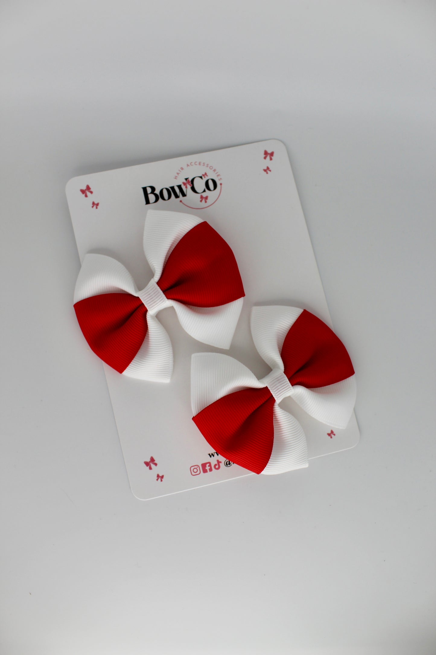 Red and White - Round Tuxedo Bow Set - Clip