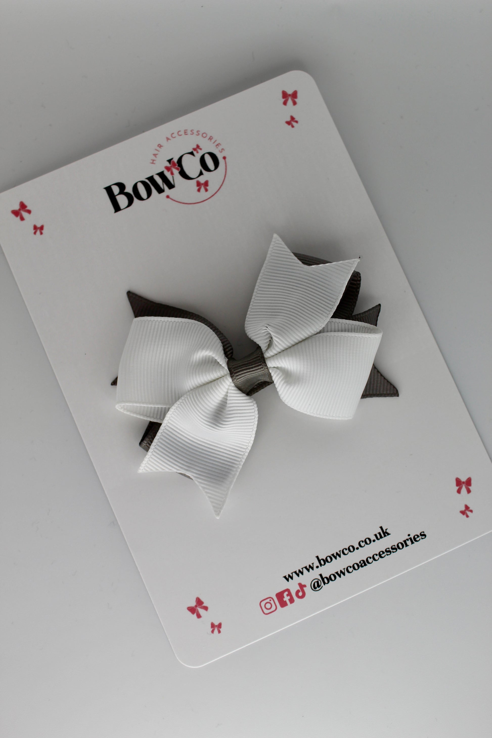 Metal Grey and White - Layer Tail Bow - Clip