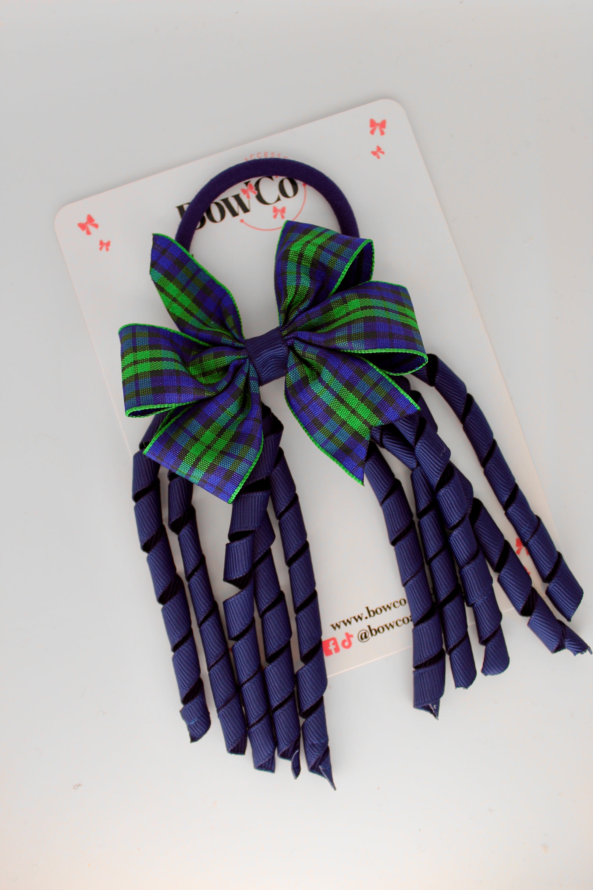 Pinwheel Christmas Navy Blue Tartan Bow